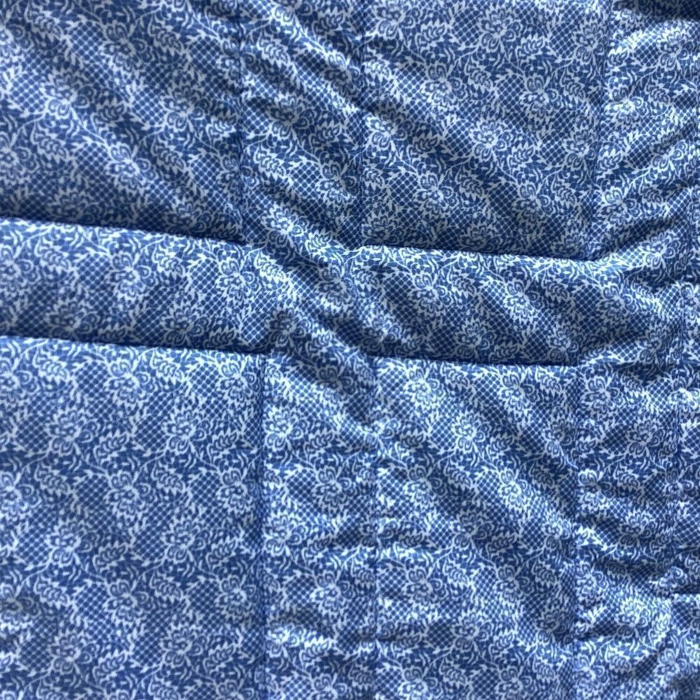 NWT. Hand Crafted Lap Quilt Tana Lawn Fbrics - Picture 13 of 16